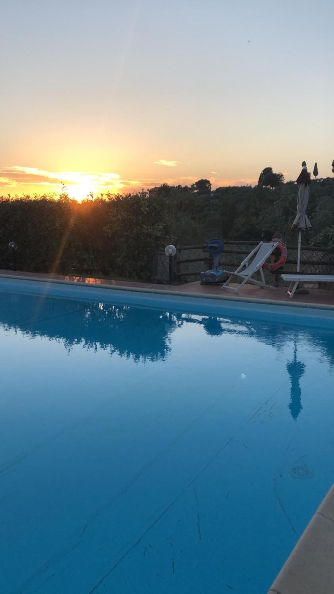 Podere Cortesi Agriturismo Molinaccio Santa Luce Luaran gambar