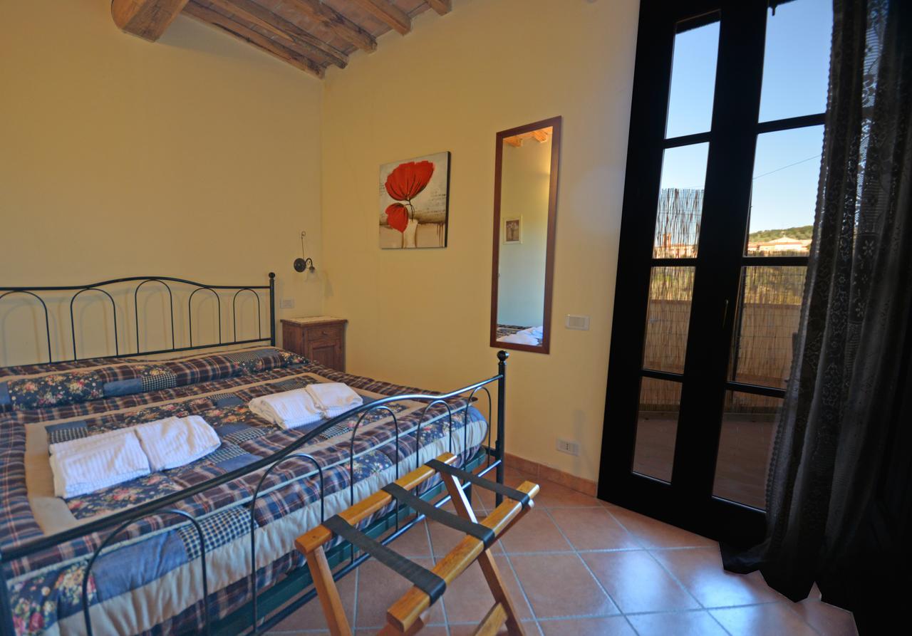 Podere Cortesi Agriturismo Molinaccio Santa Luce Luaran gambar